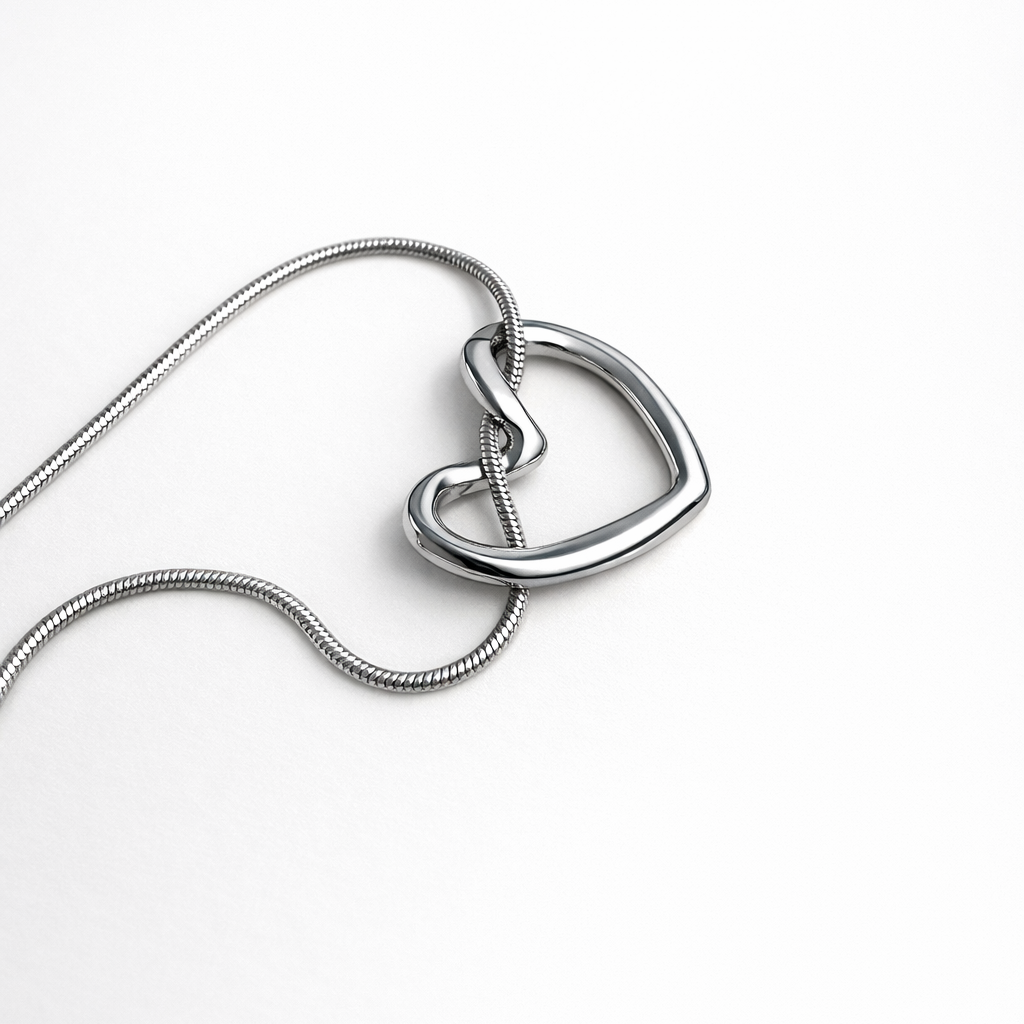 Silver Lumière Heart Necklace